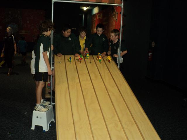 Year 5S See Stars At Scitech 3 Dsc00747 (Small)